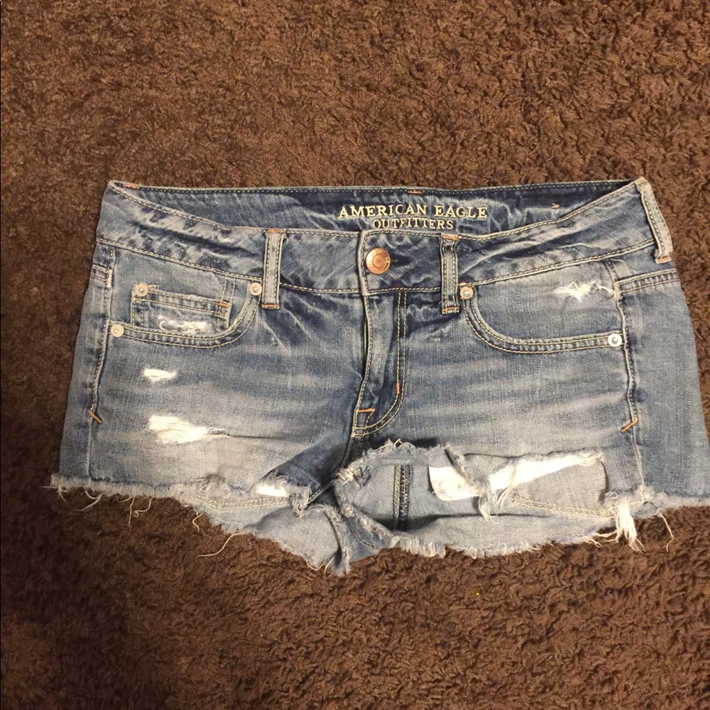 Women’s size 6 American Eagle Jean shorts